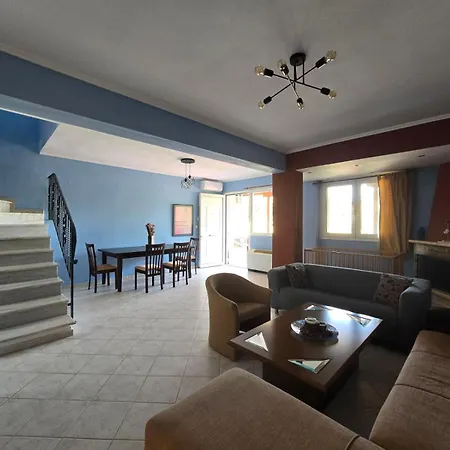 Dimitrios Nyaraló Vurvurú