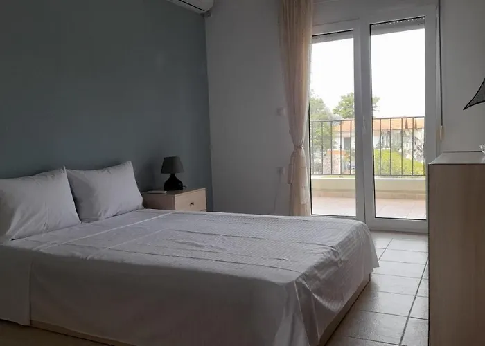 Dimitrios Nyaraló Vurvurú