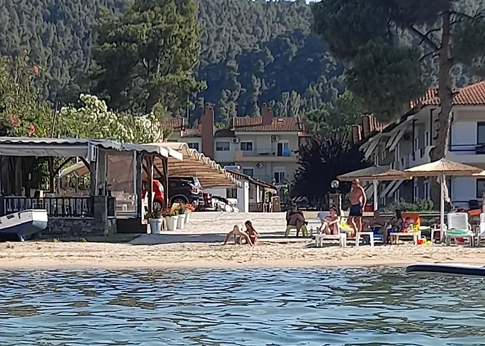 Nyaraló Dimitrios *